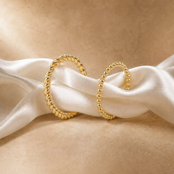 Gold rings without stones