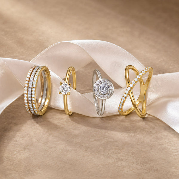 Gold rings with cubic zirconia