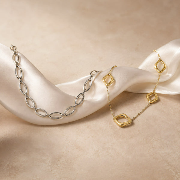 Necklaces in 585 gold and 925 silver