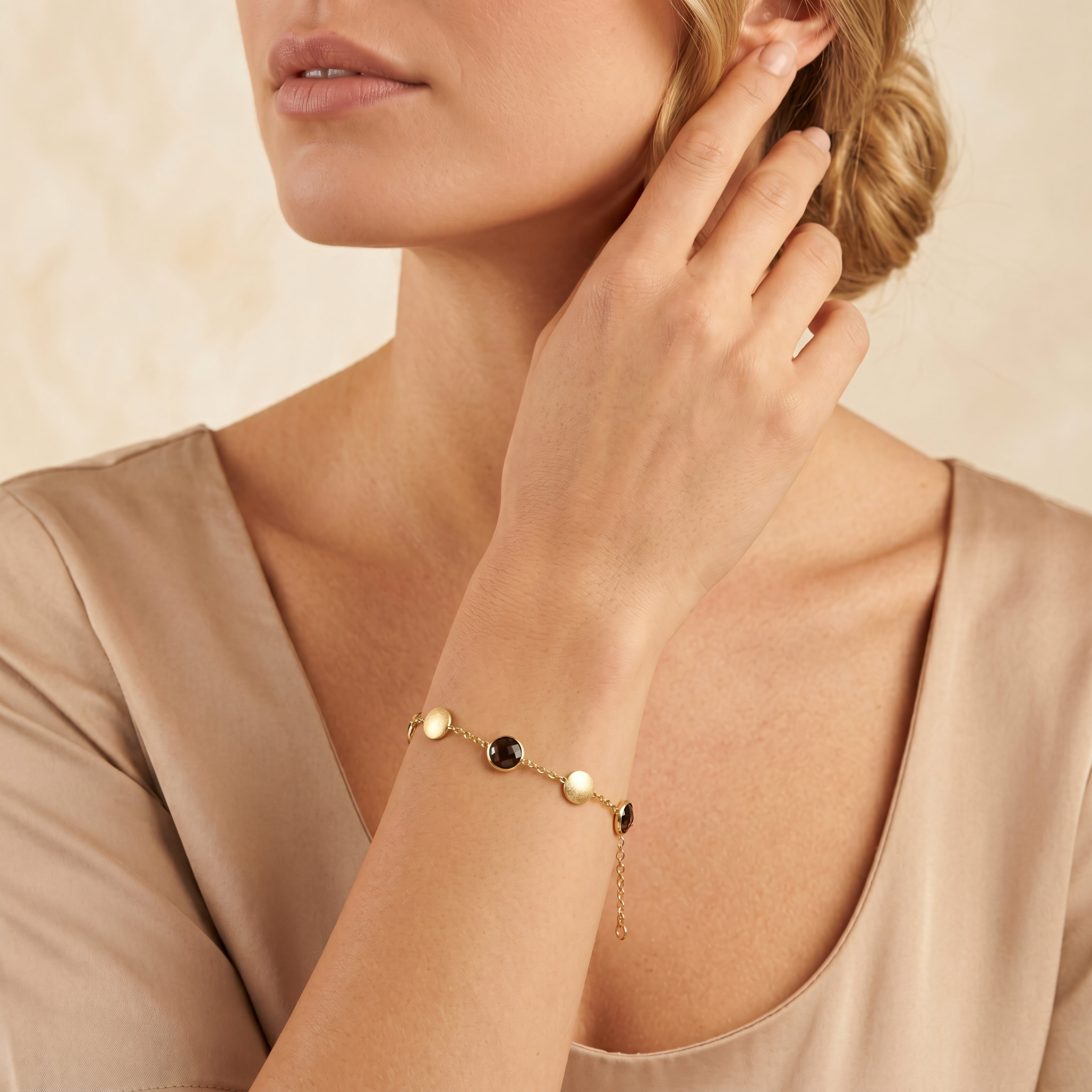 Armband 585 Gelbgold Rauchquarz facettiert – Splendido – macro detail
