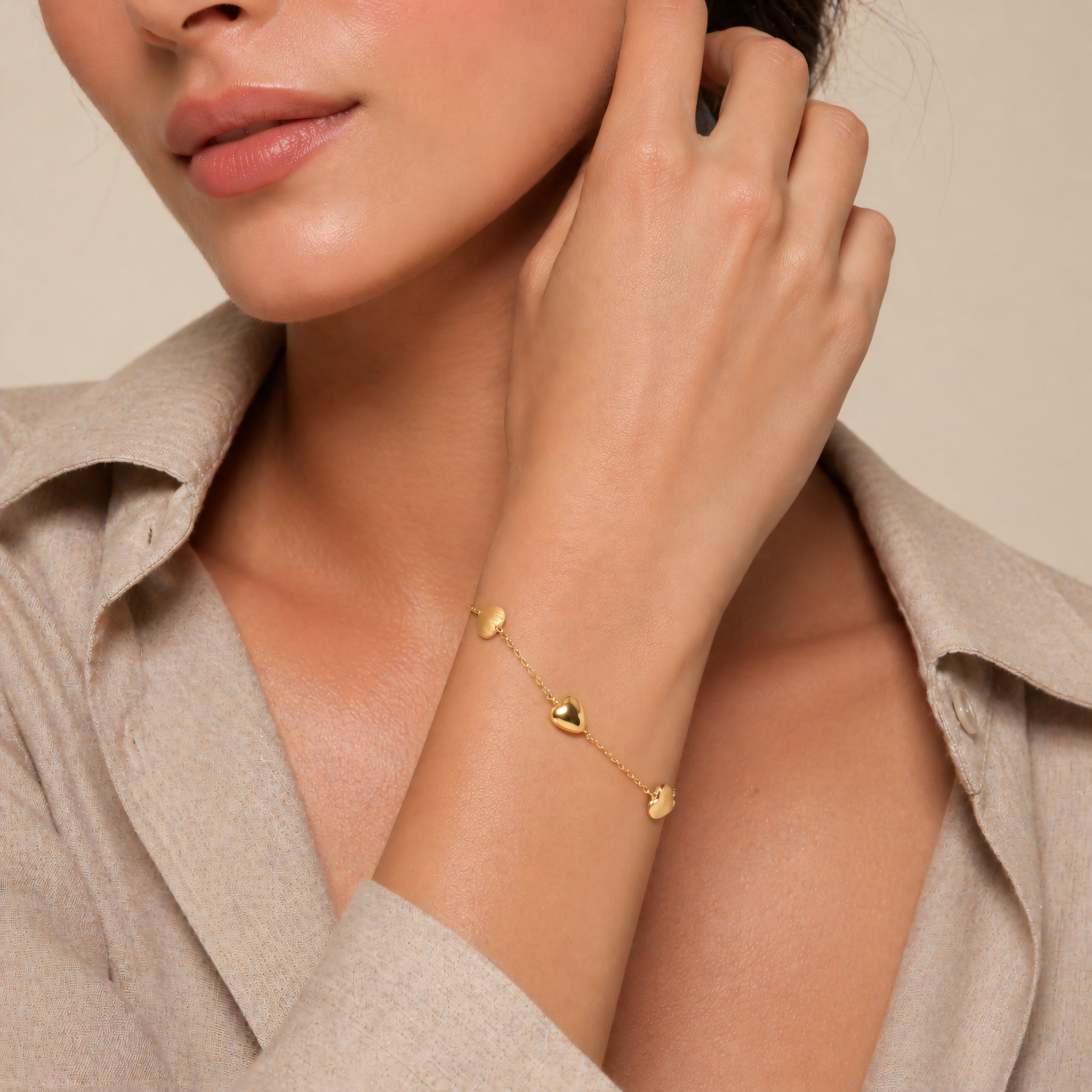 Armband 585 Gelbgold Fantasieglieder Glanzmatt – Splendido – seitliche Ansicht