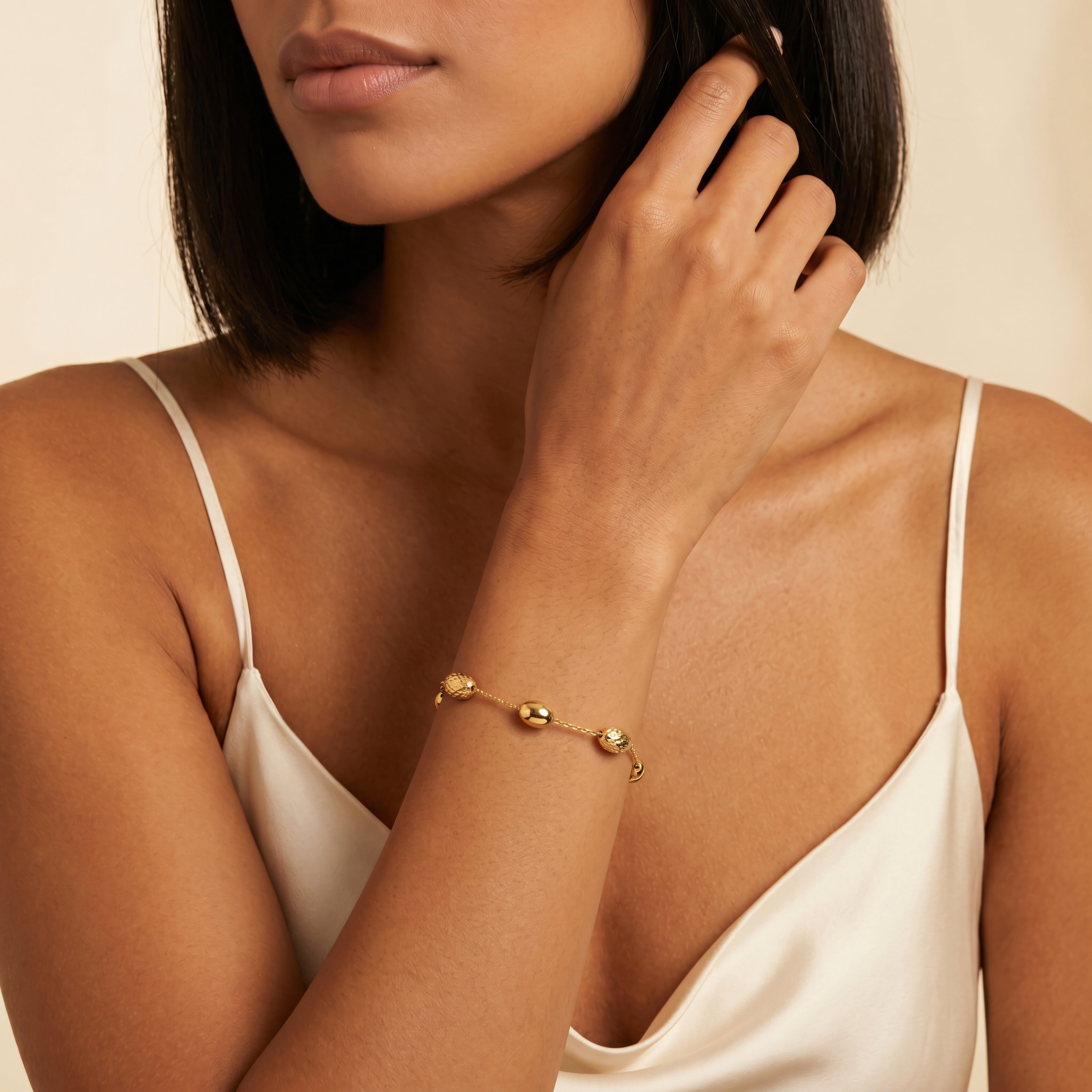 Armband 585 Gelbgold ovale Goldperlen – Splendido – macro detail