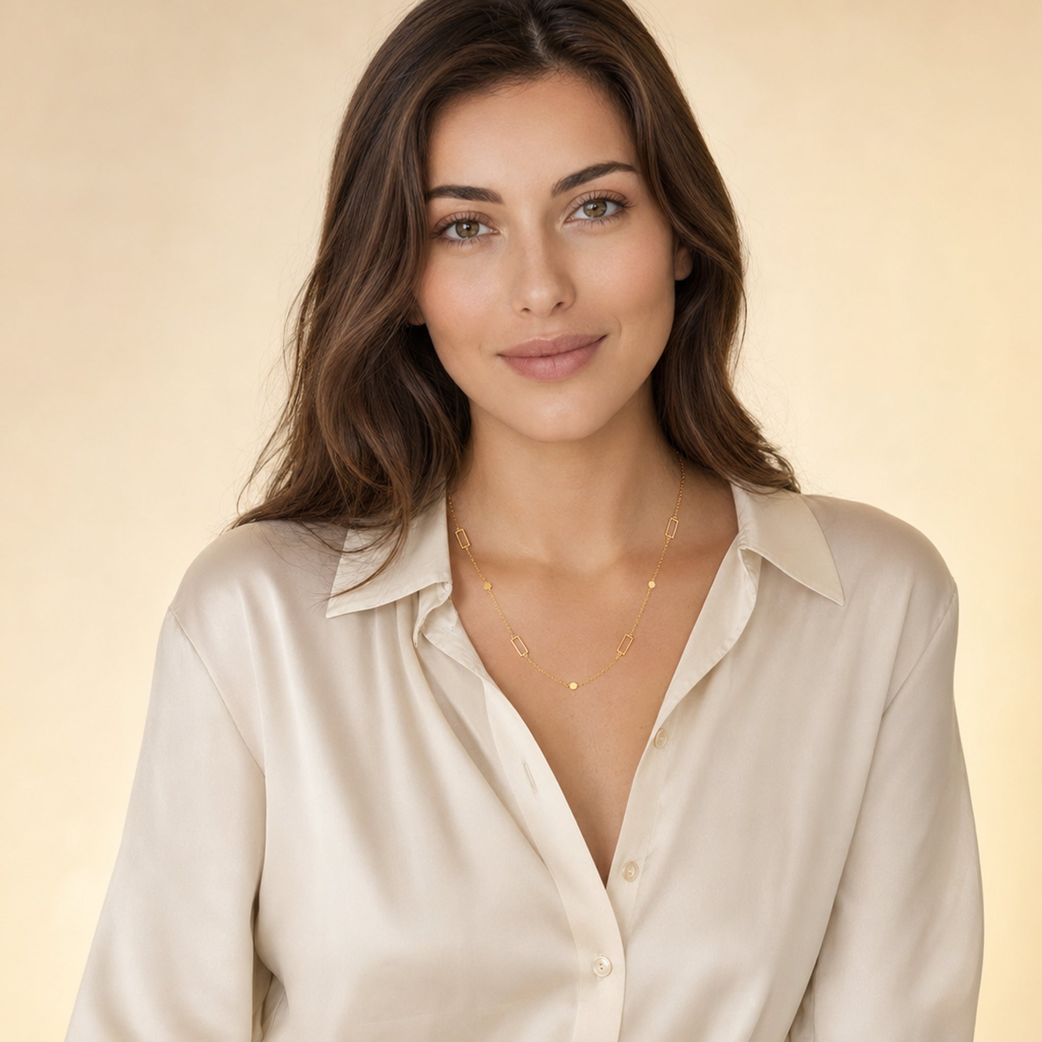 Collier 585 Gelbgold rechteckige Elemente – Splendido – model z biżuterią