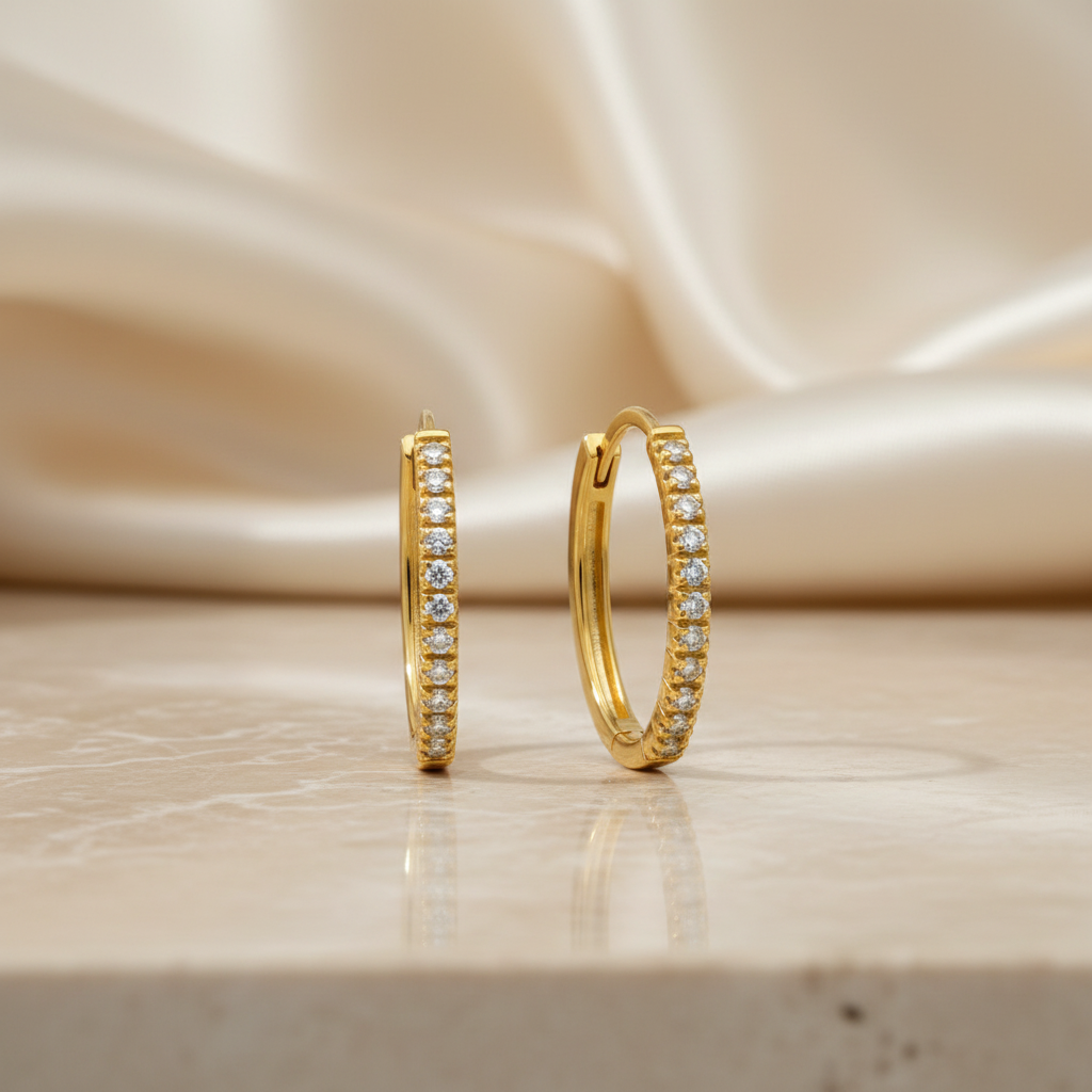 Creolen 585 Gelbgold Brillantenreihe 0,22 ct Klappverschluss | Splendido Schmuck
