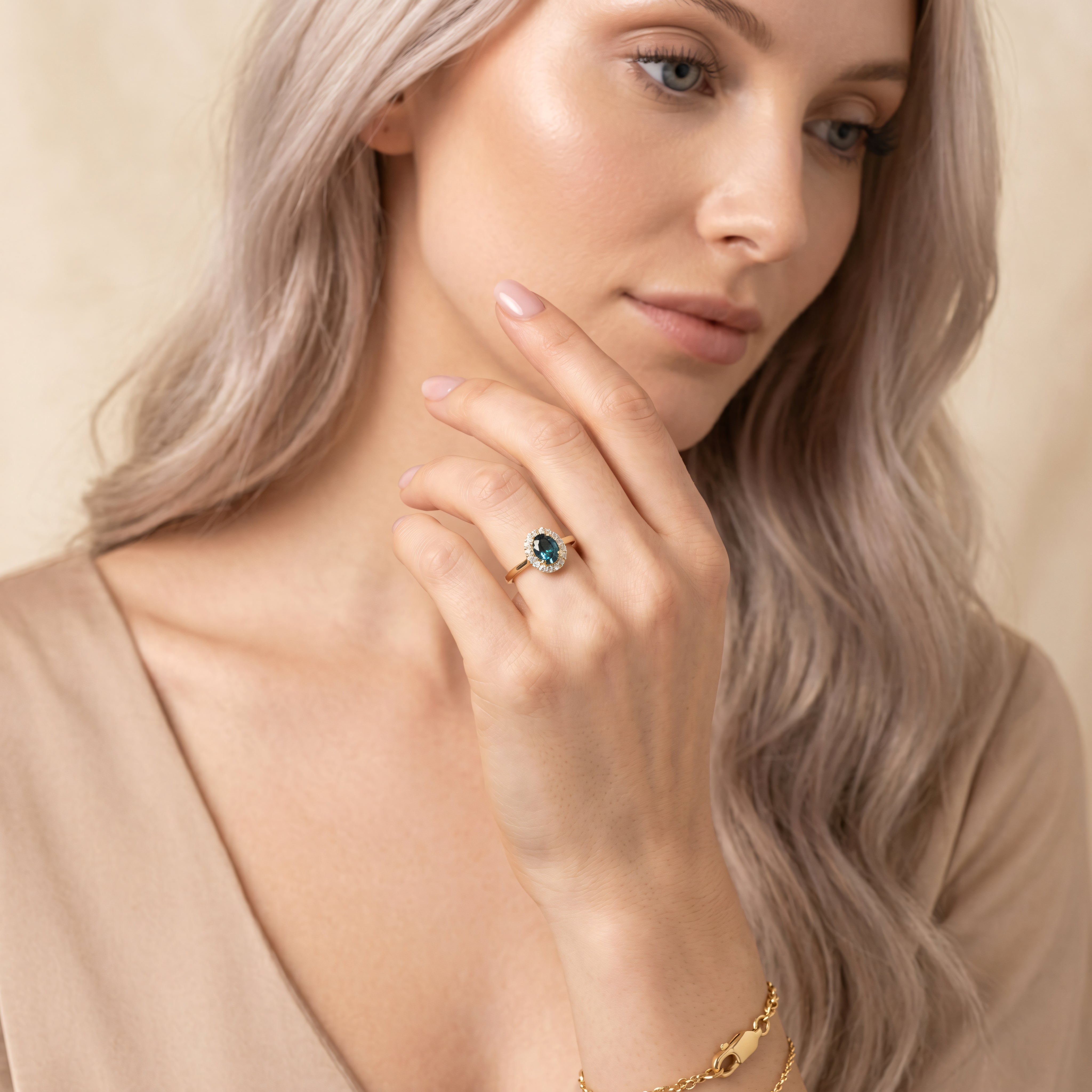 Ring 585 Gelbgold London Blue Topas Brillanten 0,09 ct | Splendido Schmuck