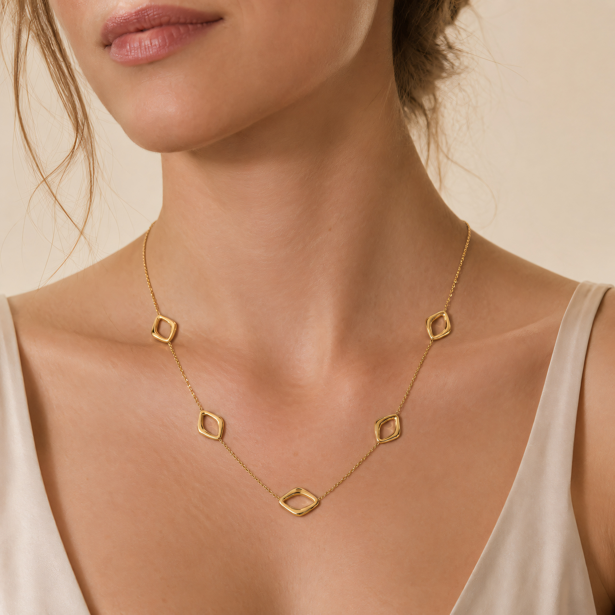 Halskette 585 Gelbgold Rhombus geometrisch – Splendido – macro detail