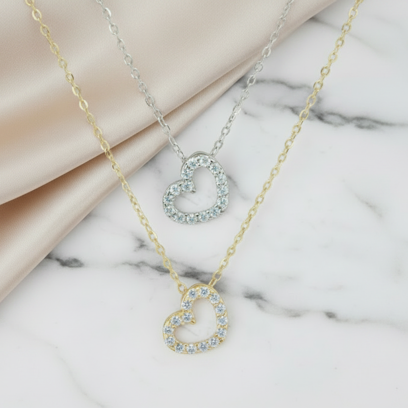 Halskette 585 Gold Zirkonia offener Herzanhänger – Splendido – noszony na szyi