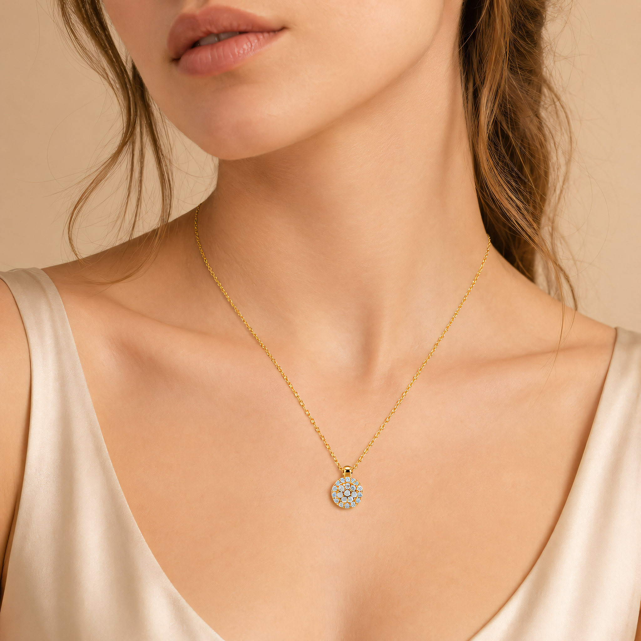 Halskette 585 Gold Zirkonia Pavé Besetzt – Splendido – detalle macro