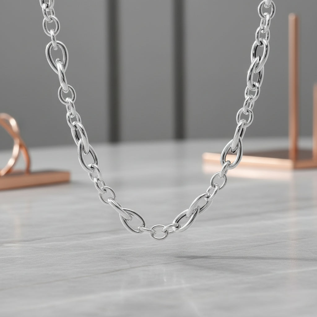 Silberkette mit abwechselnd runden und tropfenförmigen Gliedern aus 925er Silber