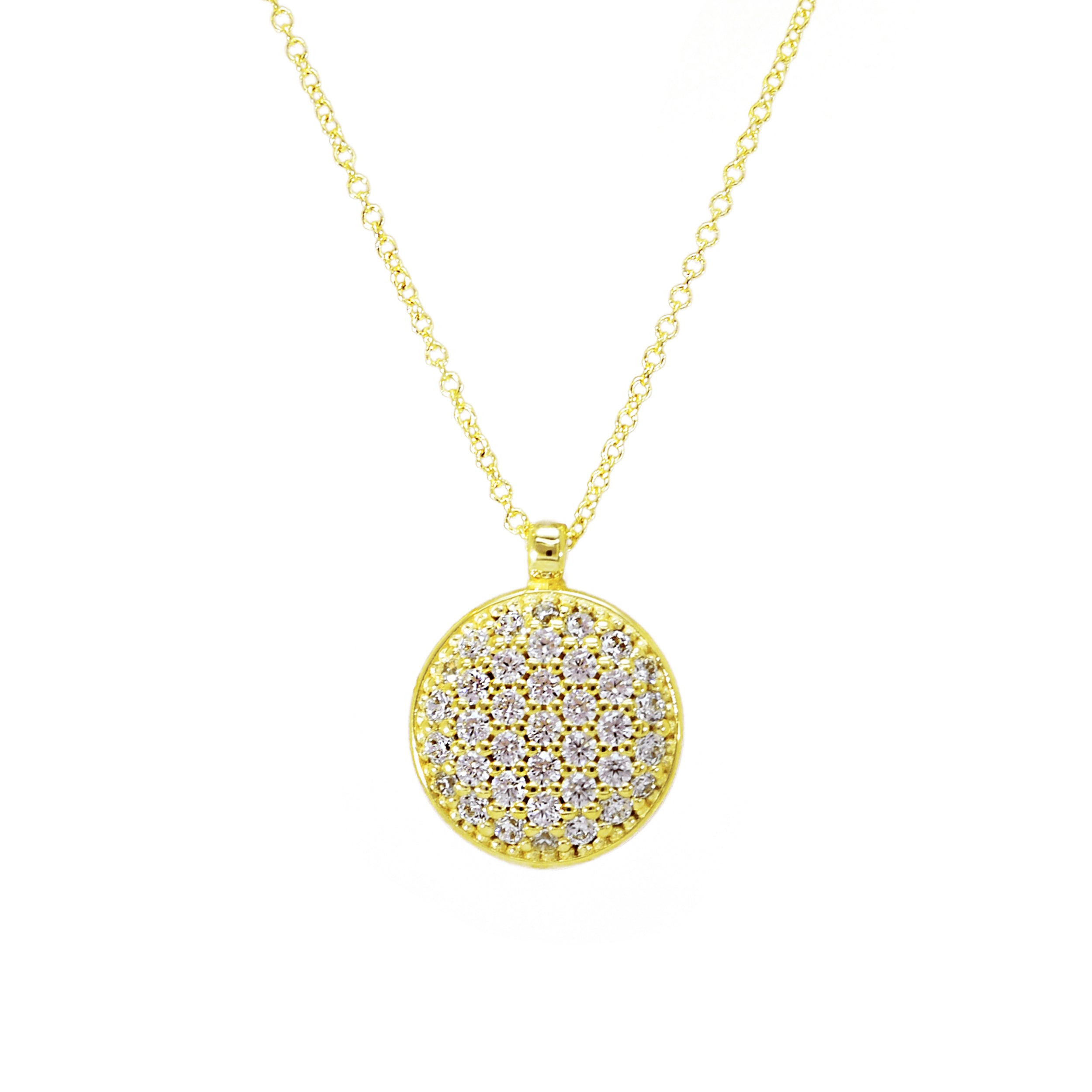 Zirkonia-Kette mit rundem Anhänger in Nahaufnahme