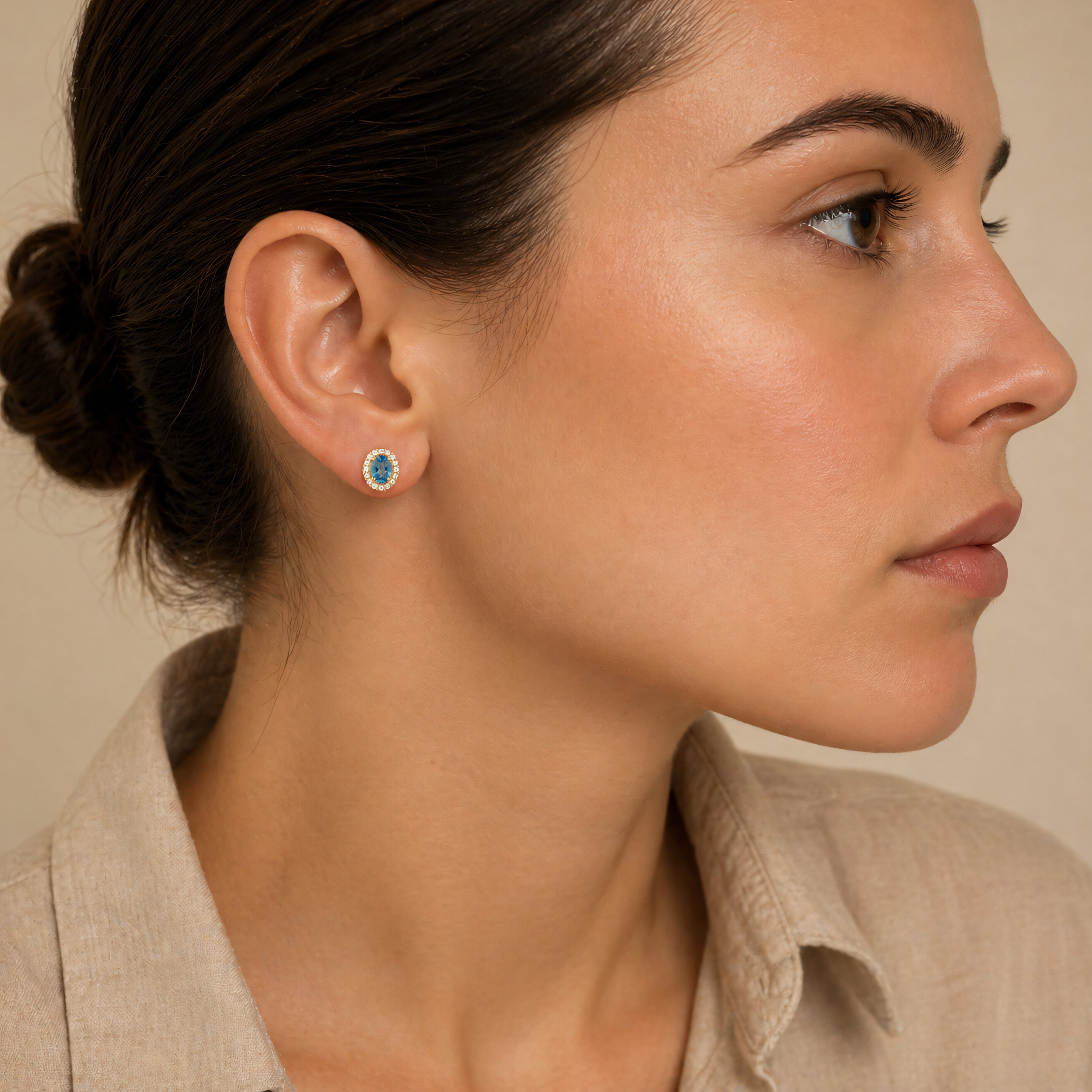Ohrstecker 585 Gelbgold London Blue Topas Brillanten 0,18 ct | Splendido Schmuck