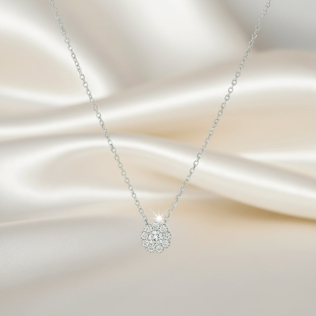 14Kt Gold Kette Mit Blütenanhänger Zentralstein Von Kleinen Zirkonia Rundum In Krappenfassung