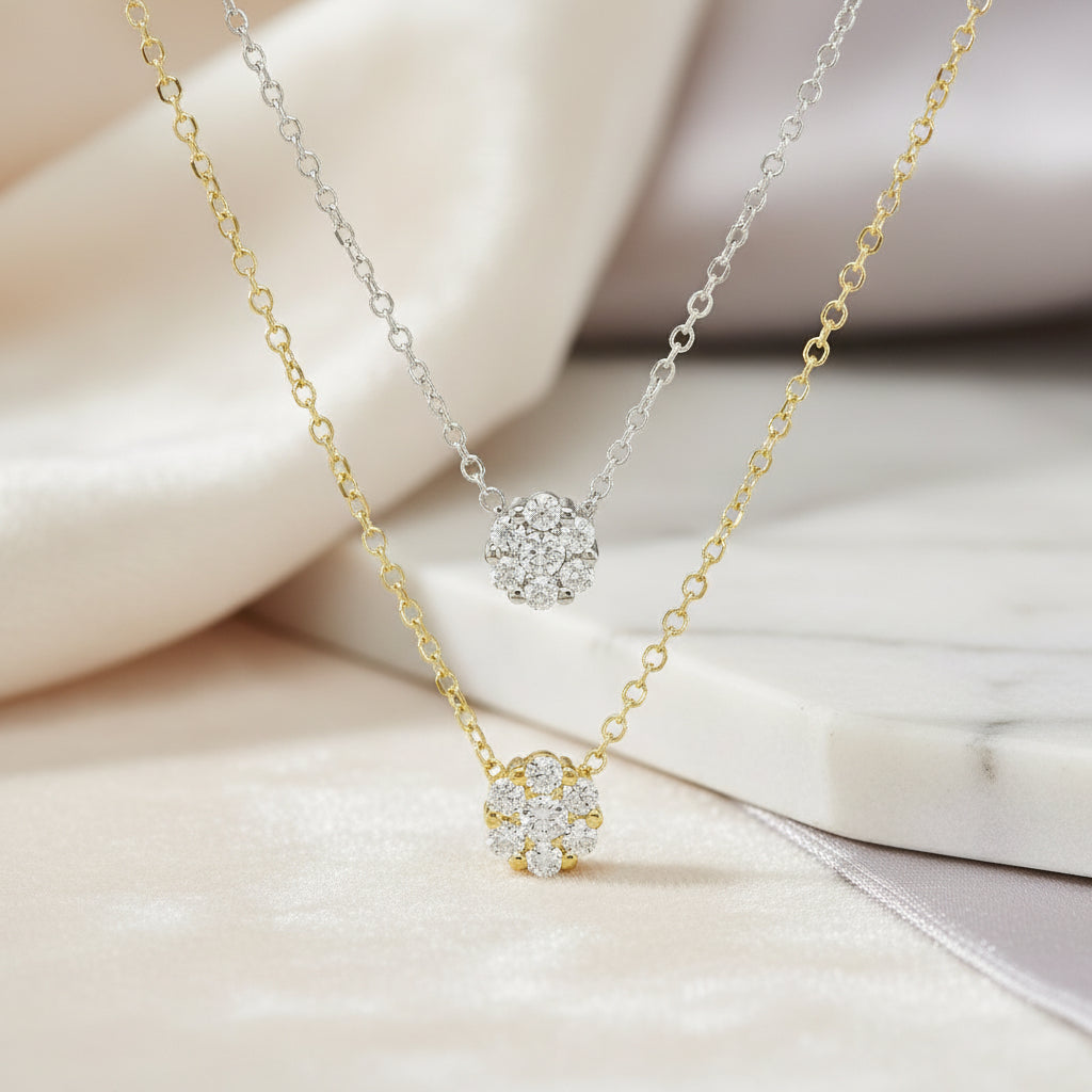 14 Karat Goldkette Mit Zirkonia Blütenanhänger Florales Design In Gelb Oder Weißgold