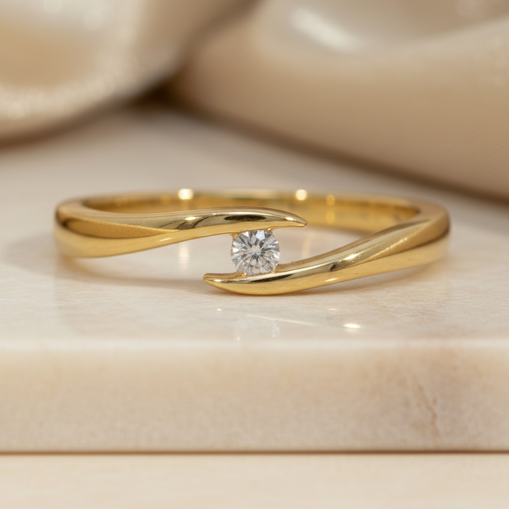Ring 585 Gold Brillant 0,05 ct offene Fassung – Splendido – na palcu