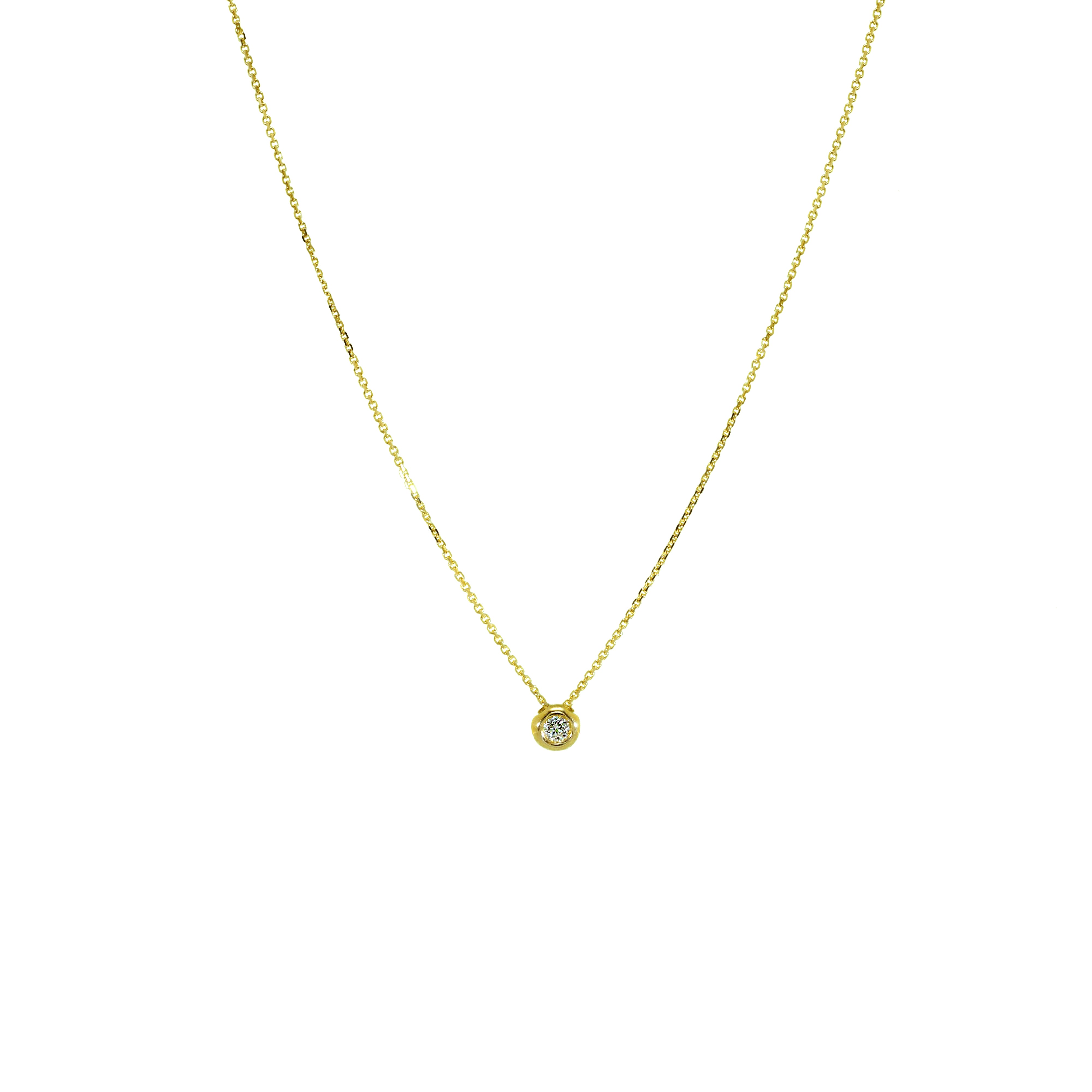 Catena in oro 14 carati con diamante da 0,06 carati.