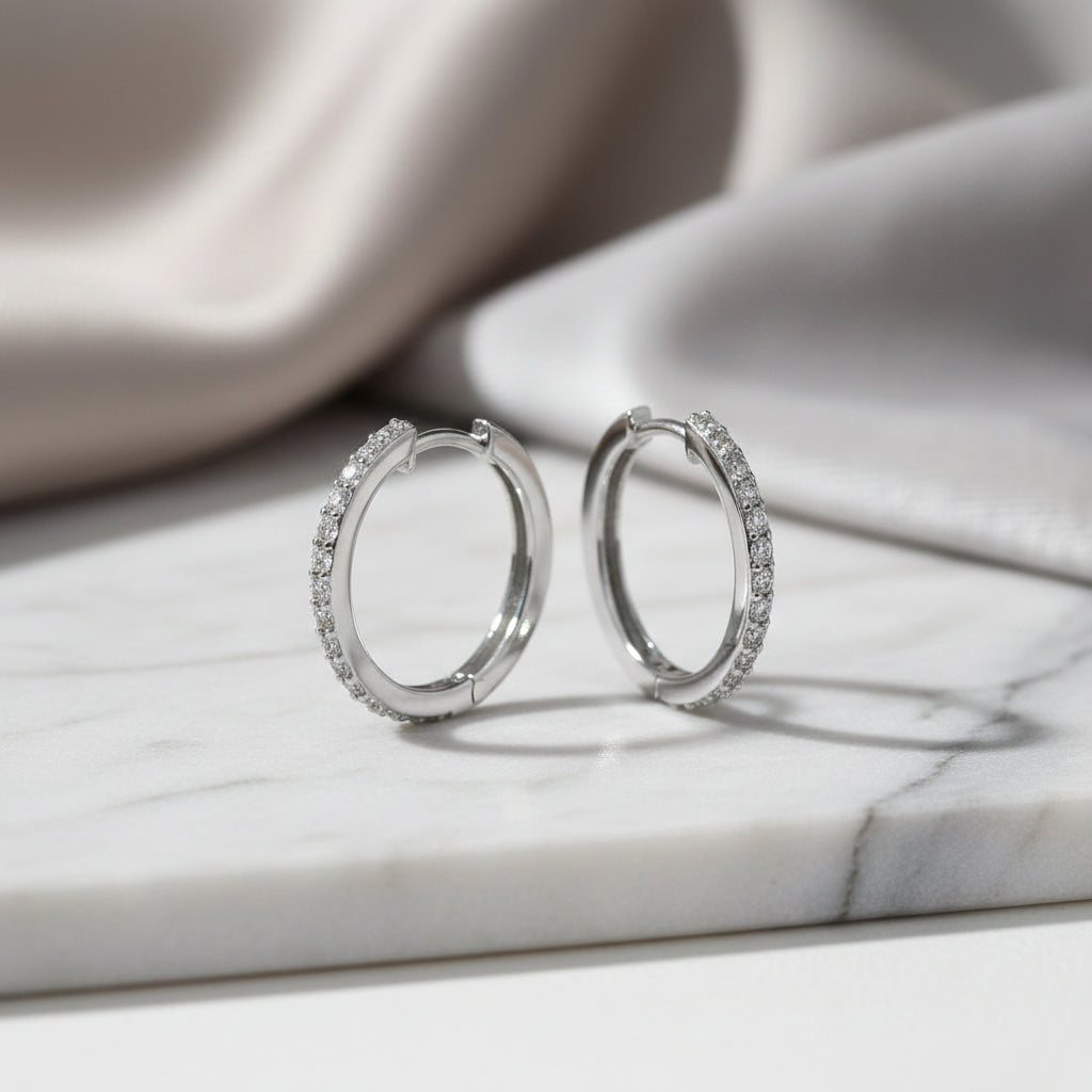 Silbercreolen 925 Mit Zirkonia Pavé Rundum Besetzt Runde Design Ideal Für Alltag Und Festliche Anlässe