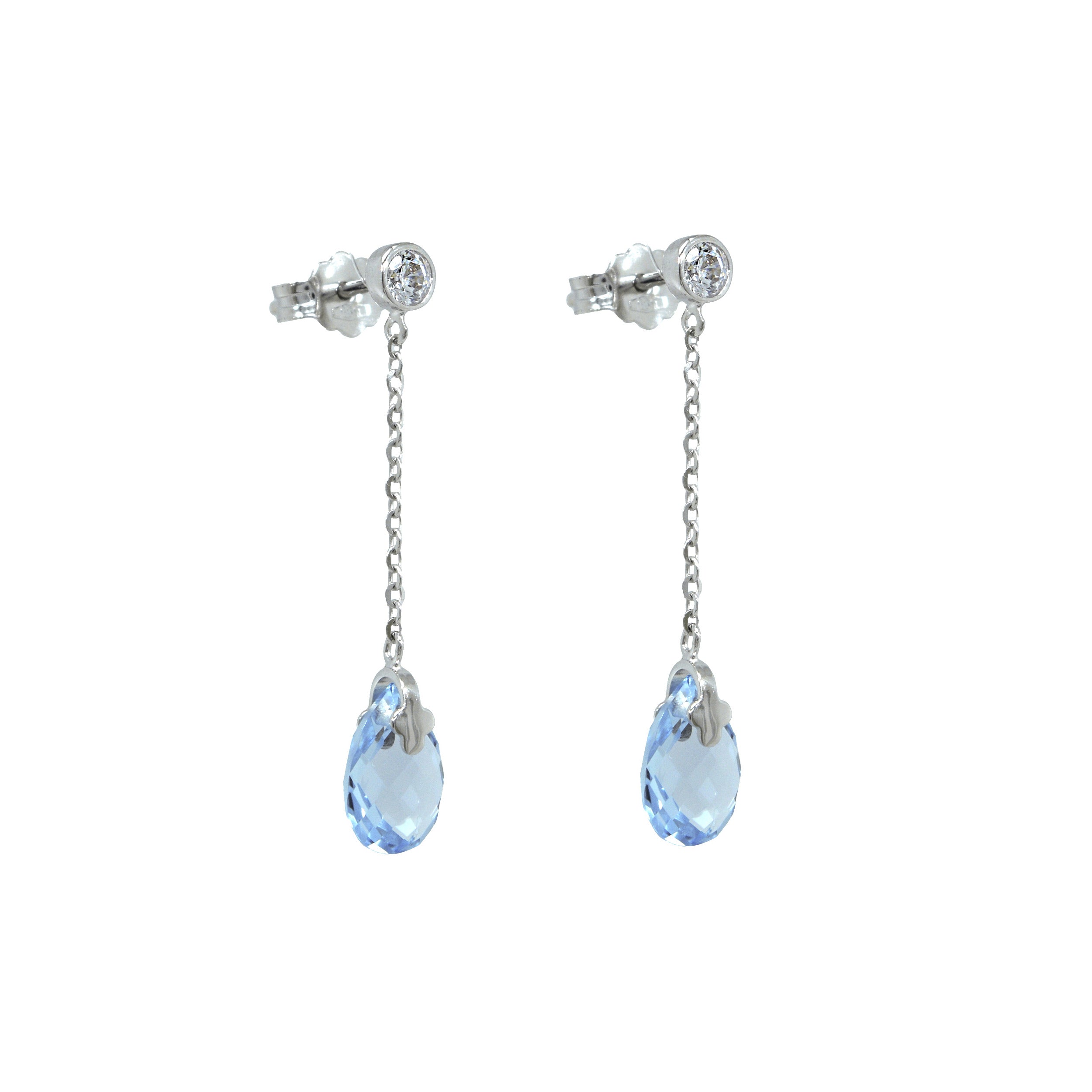 Ohrstecker aus Weißgold mit Zirkonia und tropfenförmigem hellblauen Topas.
