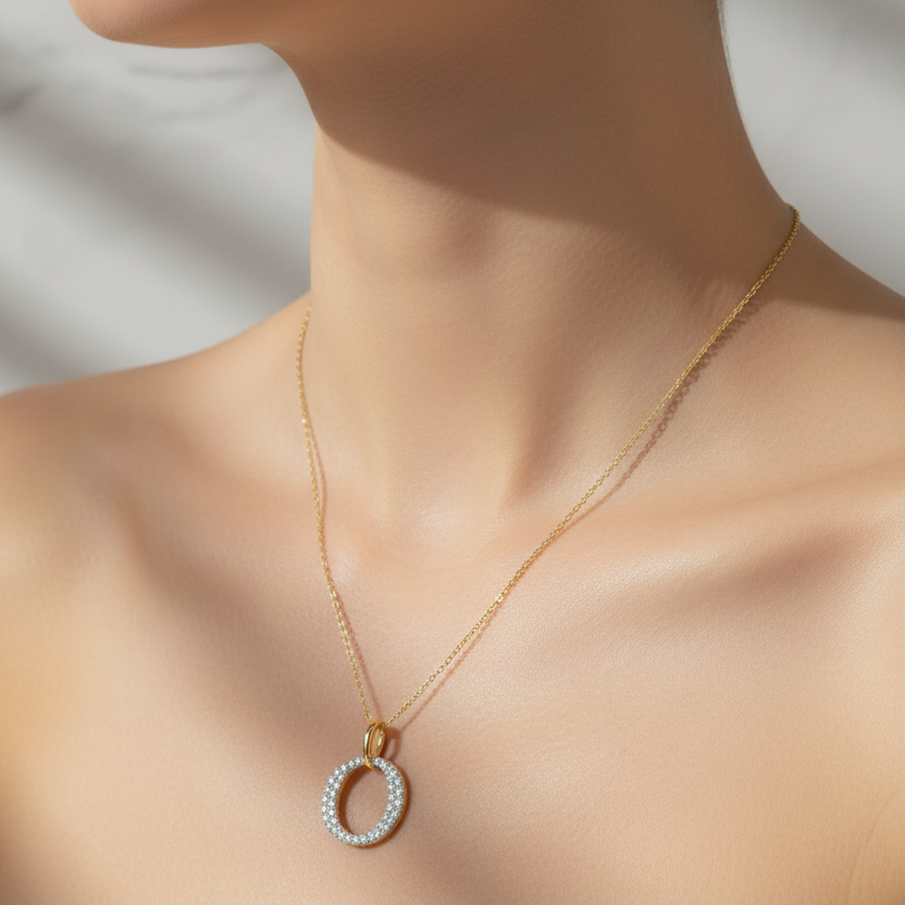 Close-up – 925 Silver Gold-Plated Necklace with Full-Pavé Cubic Zirconia Circle