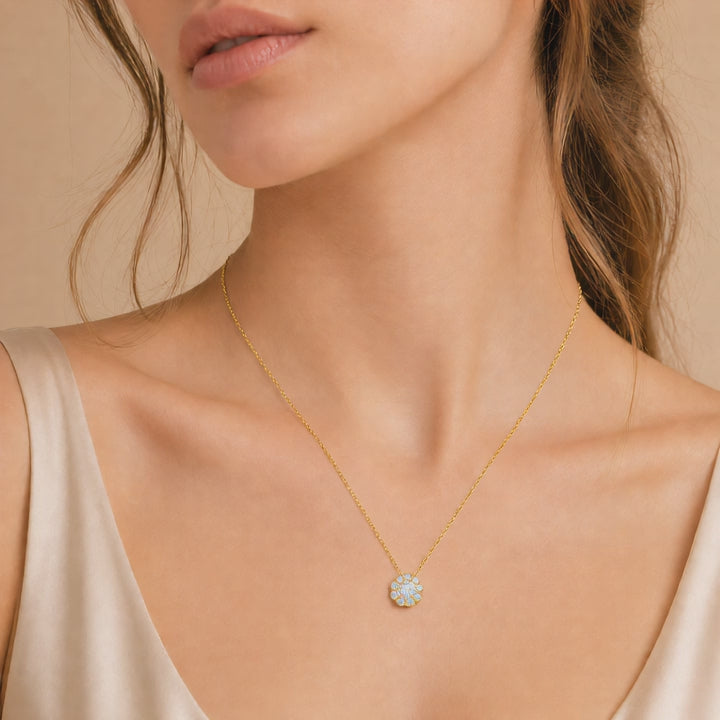 Halskette 585 Gold Zirkonia Bluetenhaenger Zentralstein – Splendido – Produktvideo