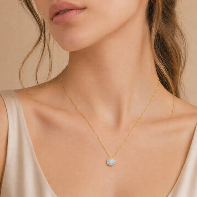 Halskette 585 Gold Zirkonia Bluetenhaenger Zentralstein – Splendido – Produktvideo