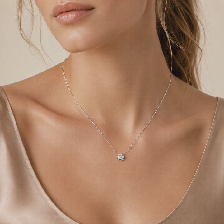 Halskette 585 Gold Brillant-Anhänger 0,06–0,12 ct – Splendido Schmuck – Produktvideo